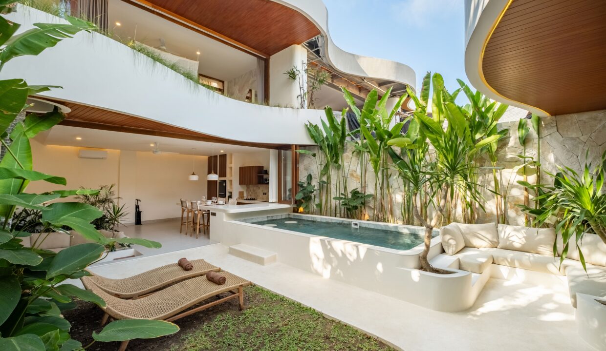 2-Bedroom Villa Facing the Ocean Views in Pecatu (1)