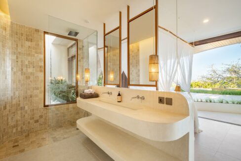 2-Bedroom Villa Facing the Ocean Views in Pecatu (12)