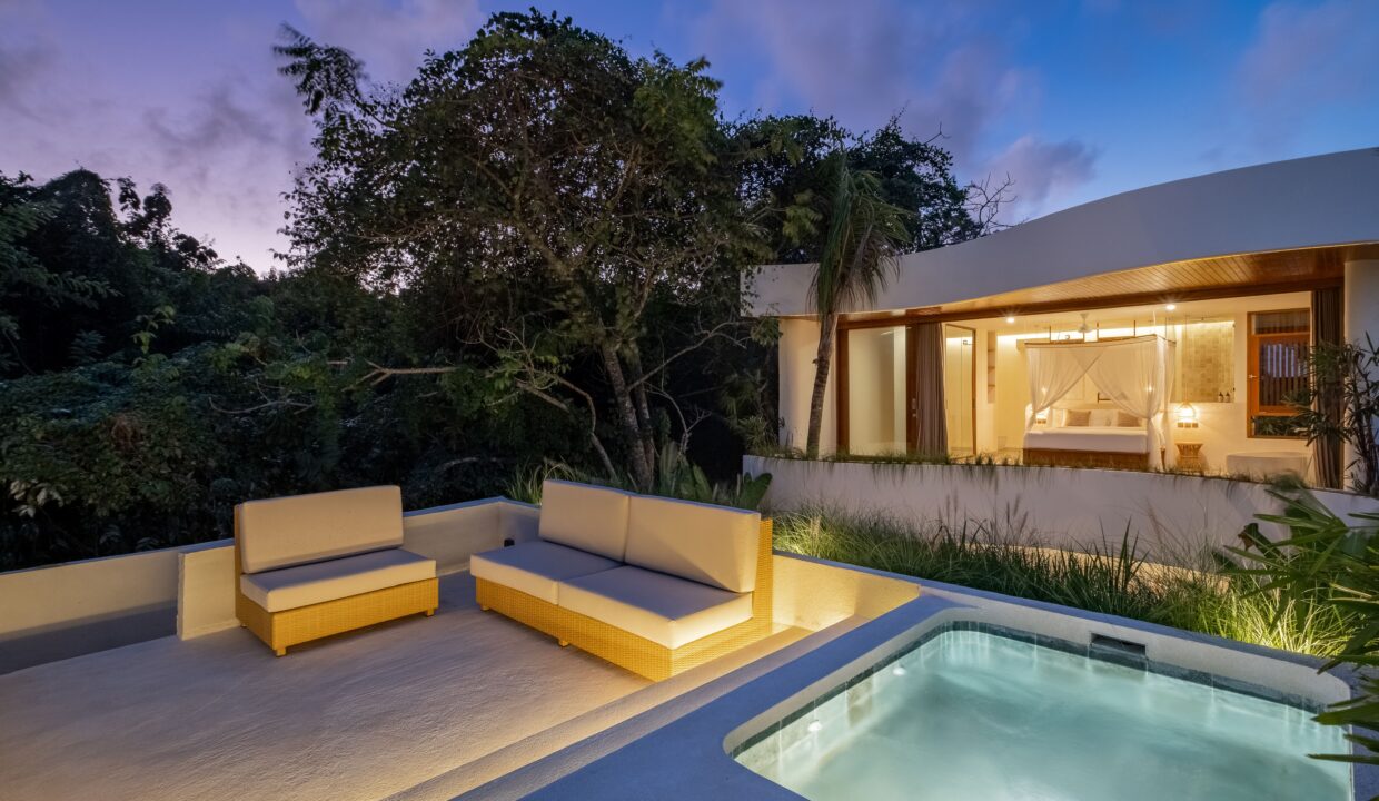 2-Bedroom Villa Facing the Ocean Views in Pecatu (16)