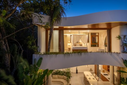 2-Bedroom Villa Facing the Ocean Views in Pecatu (17)