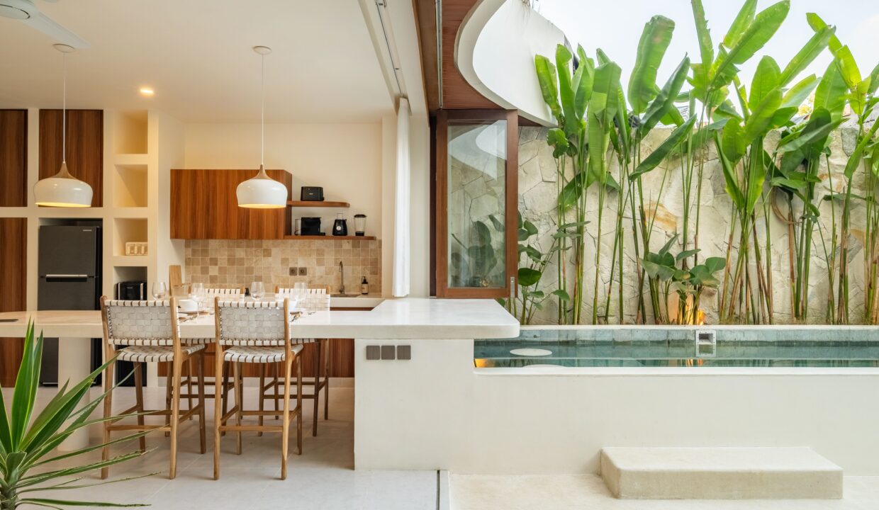 2-Bedroom Villa Facing the Ocean Views in Pecatu (4)
