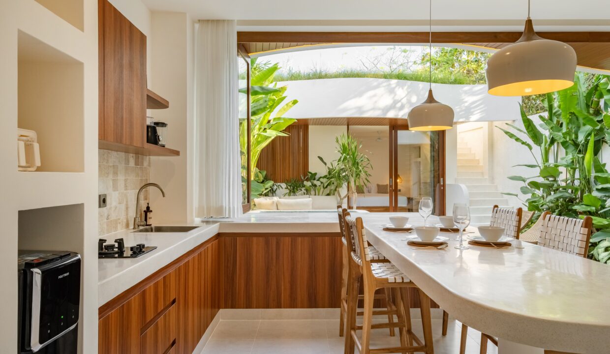 2-Bedroom Villa Facing the Ocean Views in Pecatu (8)