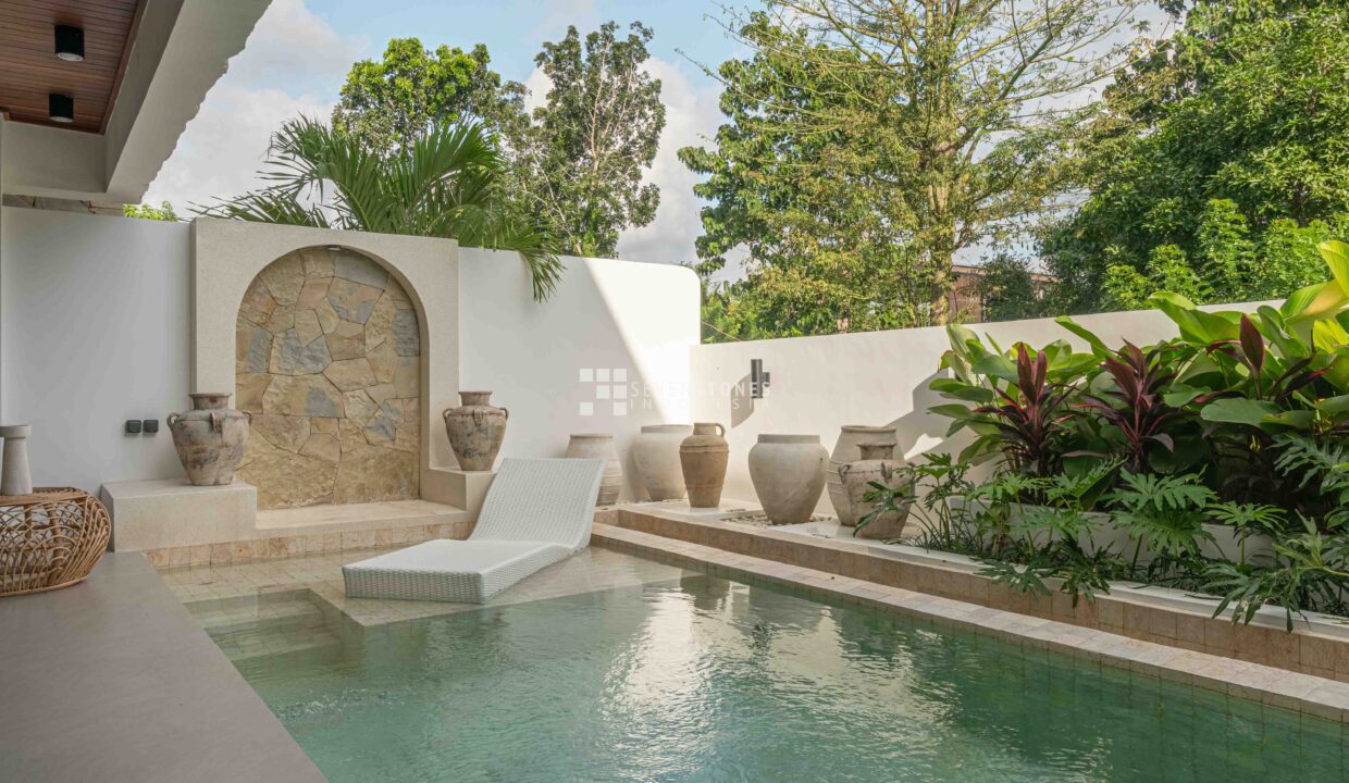 2 Bedrooms Villa with Sunset and Sunrise View in Nunggalan Beach (1)