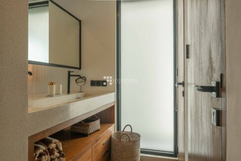 2 Bedrooms Villa with Sunset and Sunrise View in Nunggalan Beach (9)