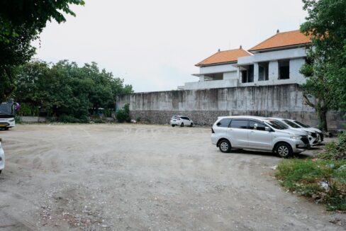 Discover The Rare Opportunity Of The Finest Freehold Beachfront Land For Sale In Kuta, Bali (3)