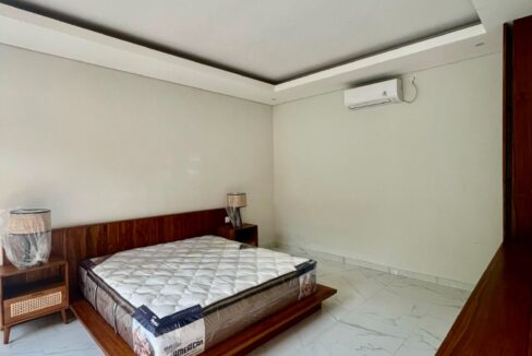 Discover Ultimate Comfort Luxurious Open Space Villa in Seminyak (12)