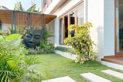 Elegant 3 Bedroom Villa in the Serene Part of Canggu (19)