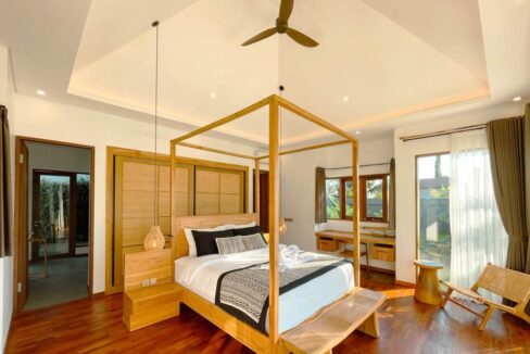 Elegant 3 Bedroom Villa in the Serene Part of Canggu (8)