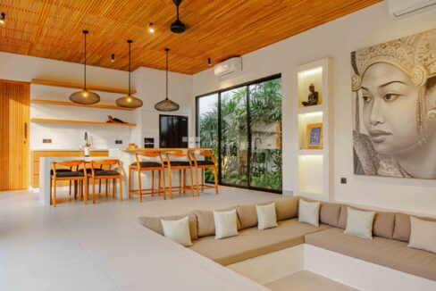 Exquisite Tropical Two Bedroom Villa in Sanur (4)