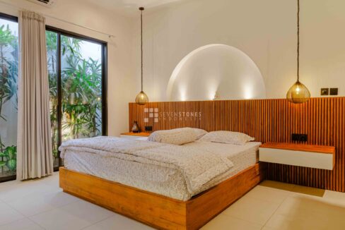 Exquisite Tropical Two Bedroom Villa in Sanur (9)