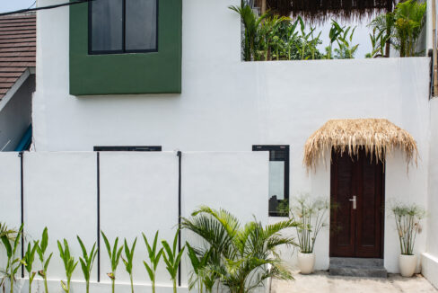Introducing This New Home Offered For Sale With HGB Status, Located In The Nusa Dua Area (2)