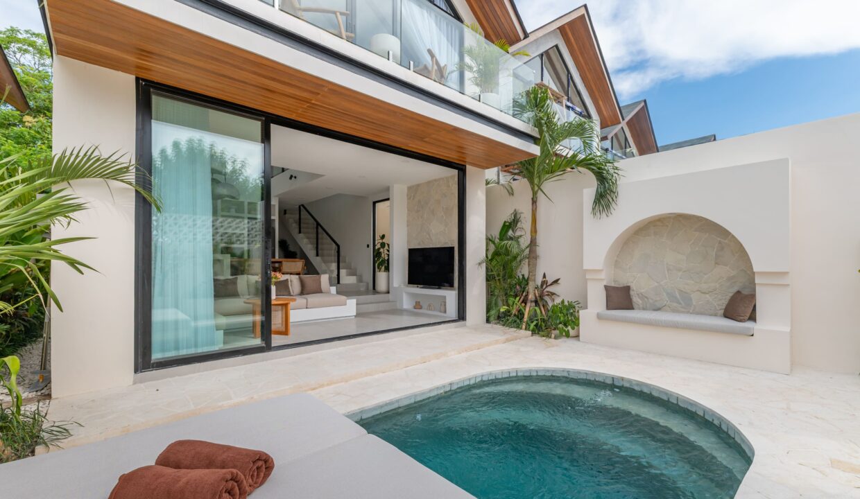 Off-Plan 2 Bedroom Villas Designed for Modern Living in Ungasan (1)