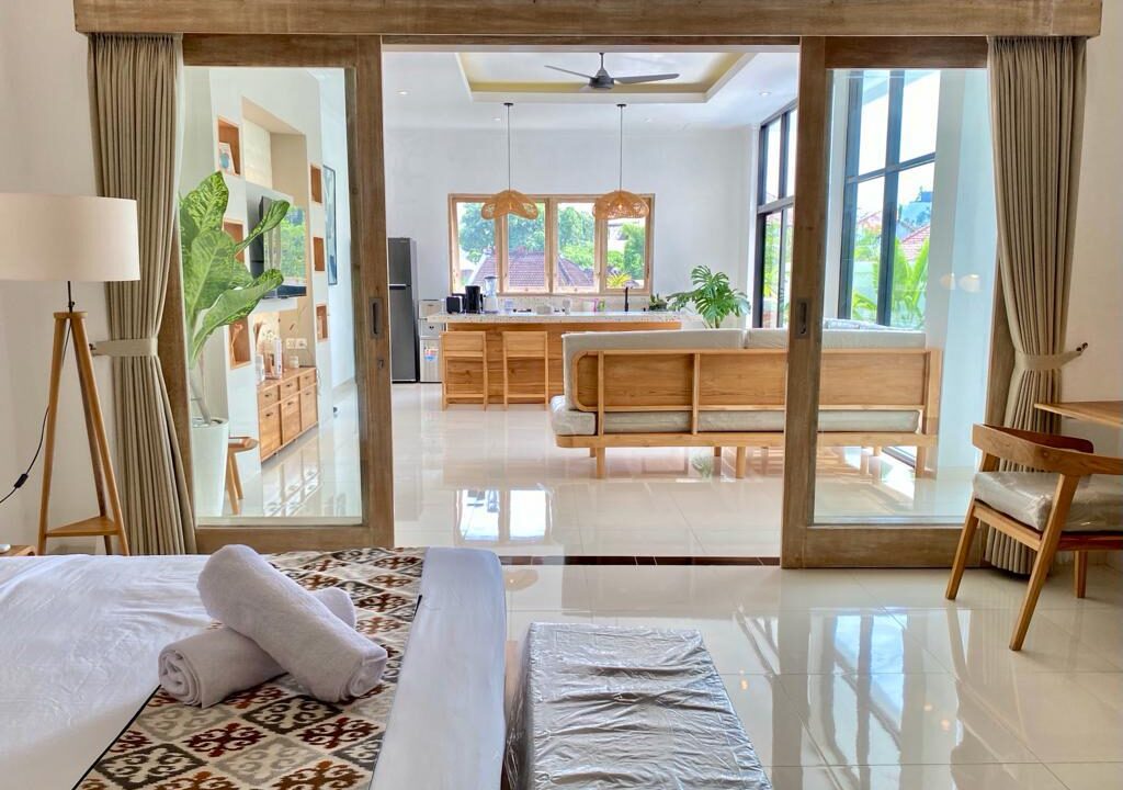 Spacious 2-Bedroom Villa with Modern Amenities in Babakan Canggu (12)