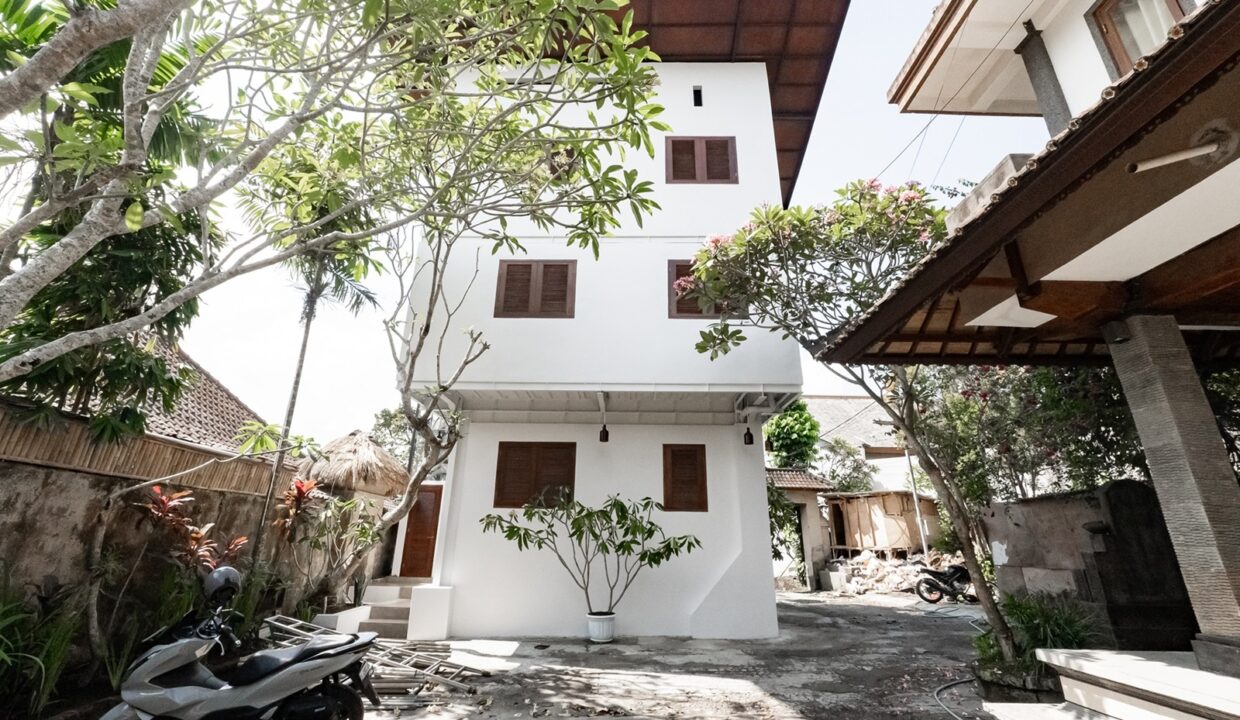 Strategic Apartment Studios in the Heart of Ubud (1)