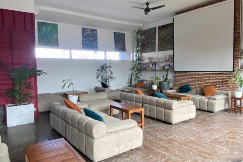 Strategic Premium Restaurant For Sale (1)