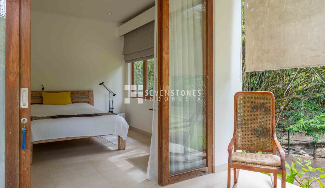 Beautiful Riverside Villa For Sale in Tabanan (14)