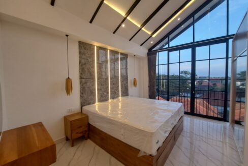 Brand New Three Bedroom Loft With Private Pool In Seminyak (7)