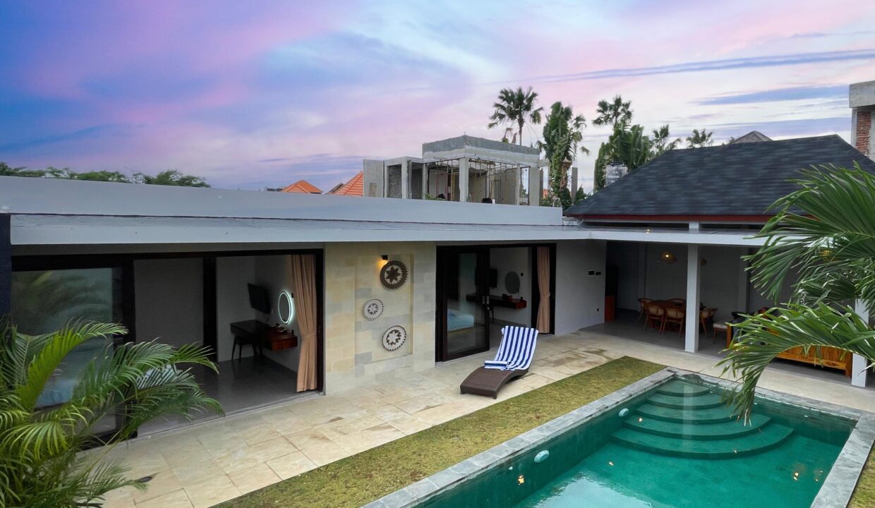 Embrace The Perfection & Serenity With A Blend Of Luxury Villa And Comfort In Seminyak (1)