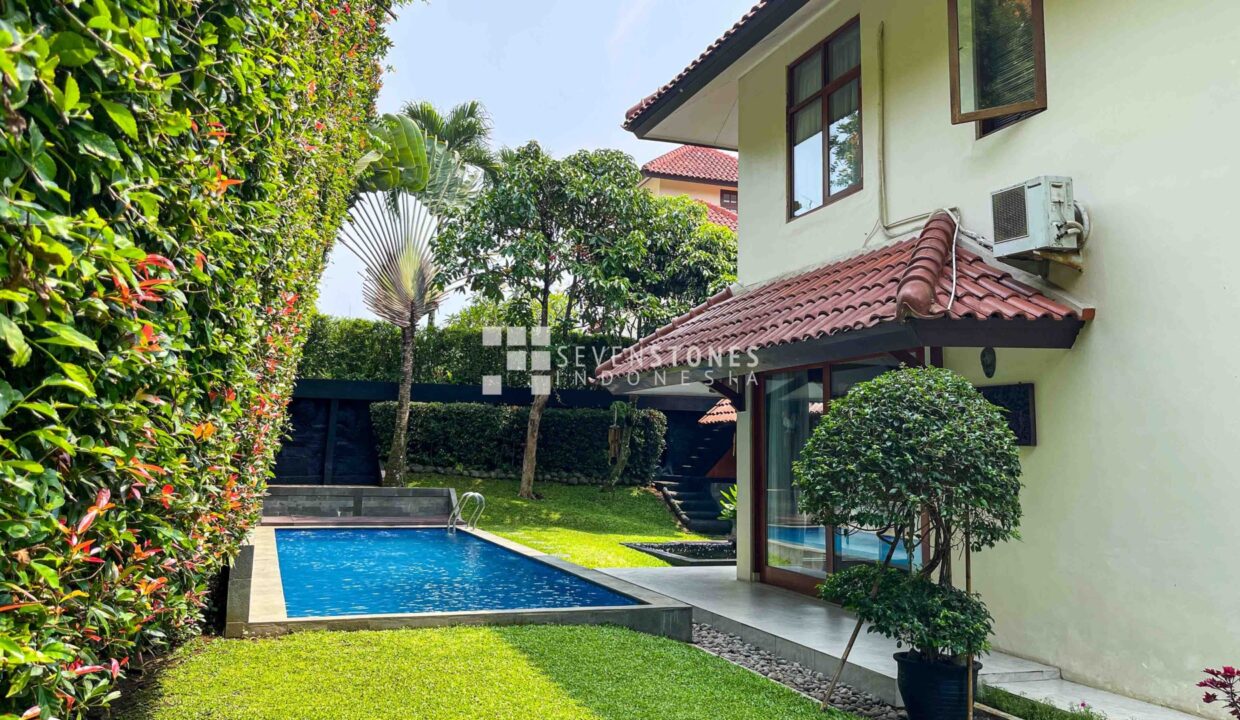 House For Sale In The Prestigious Rancamaya Golf Resort Bogor (2)