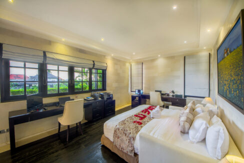Luxurious Residences, Including Office For Sale In Canggu (16)