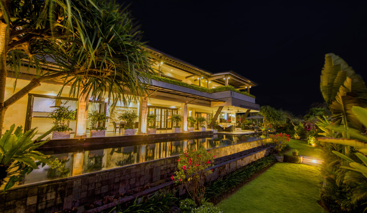 Luxurious Residences, Including Office For Sale In Canggu (21)