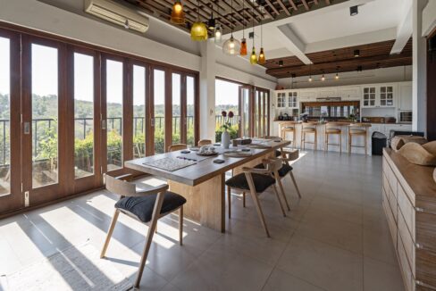 Discover A Beautiful Villa On The Southern Coast Of Bali (10)