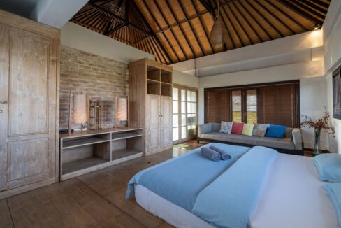 Discover A Beautiful Villa On The Southern Coast Of Bali (21)