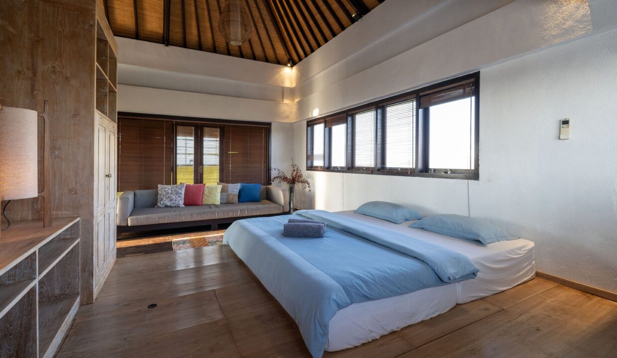 Discover A Beautiful Villa On The Southern Coast Of Bali (22)