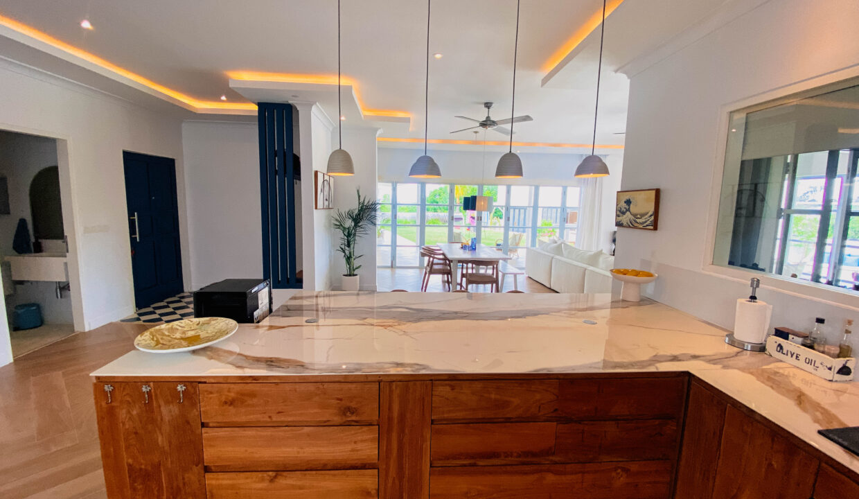 16. 4-Bedroom Villa for Sale in Ungasan, Bali