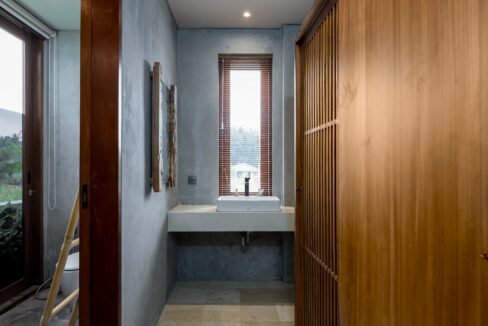 Freehold Villa For Sale Walking Distance to Cemagi Beach (12)
