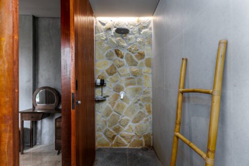 Freehold Villa For Sale Walking Distance to Cemagi Beach (7)
