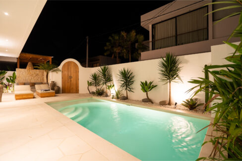 Modern 2-Bedroom Villa with Private Pool in Prime Canggu Location (21)
