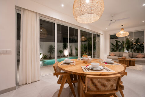 Modern 2-Bedroom Villa with Private Pool in Prime Canggu Location (22)