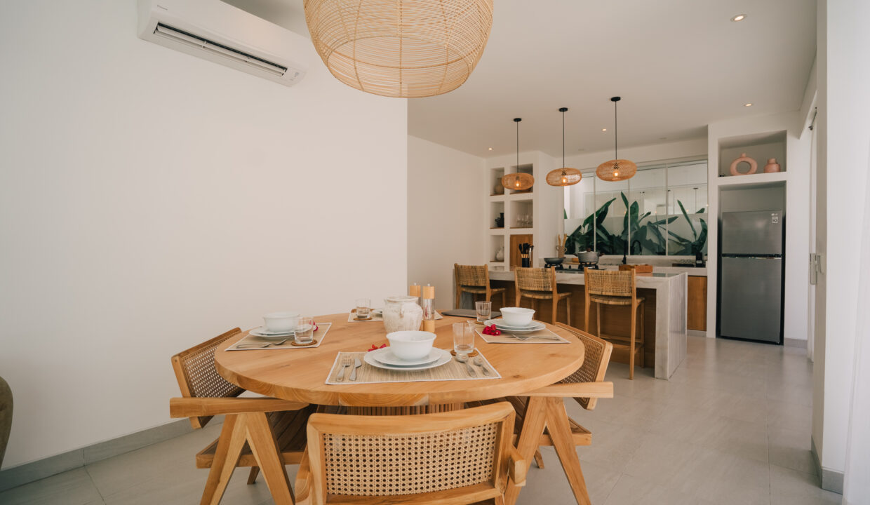 Modern 2-Bedroom Villa with Private Pool in Prime Canggu Location (7)