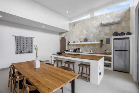Modern Tropical Design 3 Bedroom Villa For Sale Leasehold In Bingin (4)