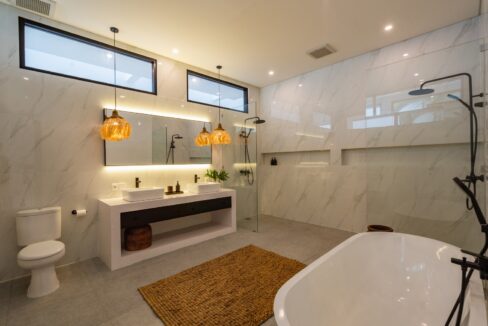 14. Modern 4-Bedroom Leasehold Villa in Pererenan