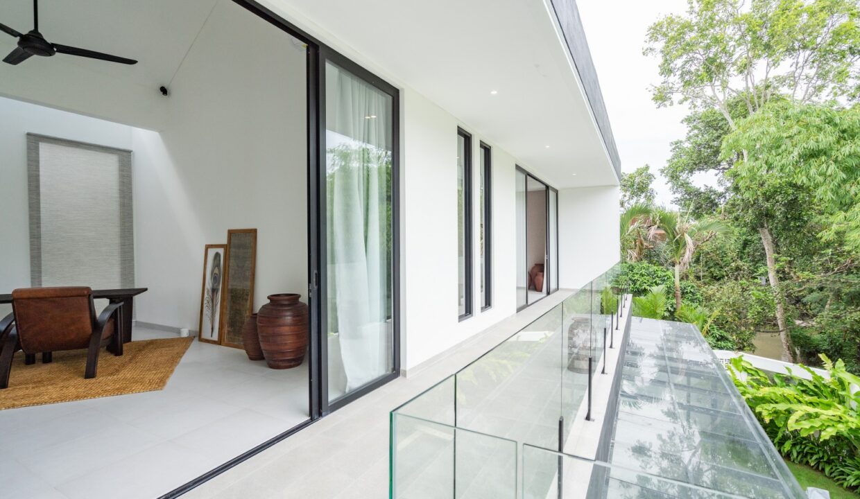 15. Modern 4-Bedroom Leasehold Villa in Pererenan