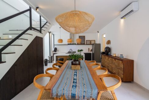 8. Modern 4-Bedroom Leasehold Villa in Pererenan