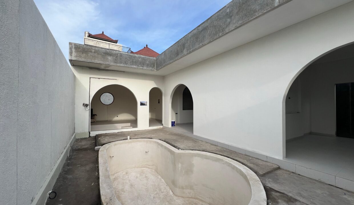 9. Luxury Freehold and leasehold villa Nusa Dua (Palm)