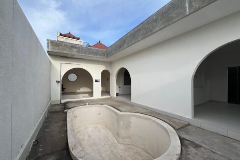 9. Luxury Freehold and leasehold villa Nusa Dua (Palm)