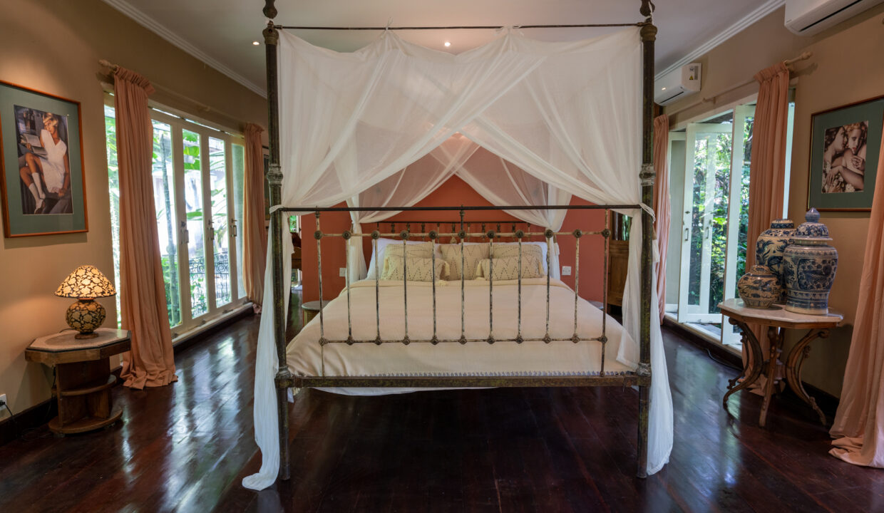 Bali’s Most Breathtaking River Estate (14)