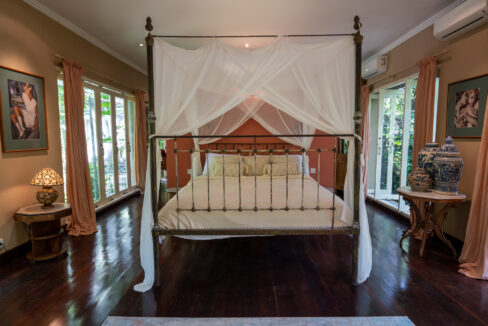 Bali’s Most Breathtaking River Estate (14)