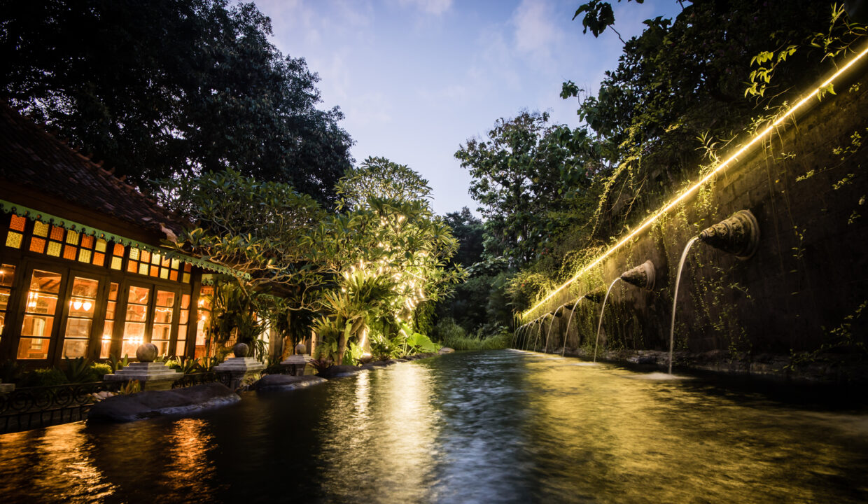 Bali’s Most Breathtaking River Estate (22)