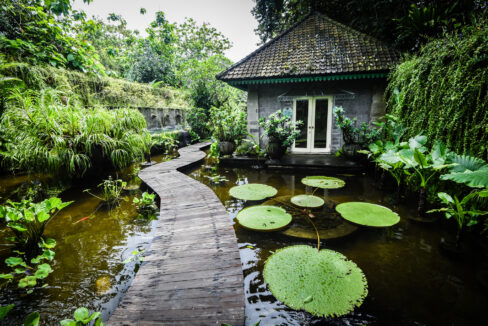 Bali’s Most Breathtaking River Estate (23)