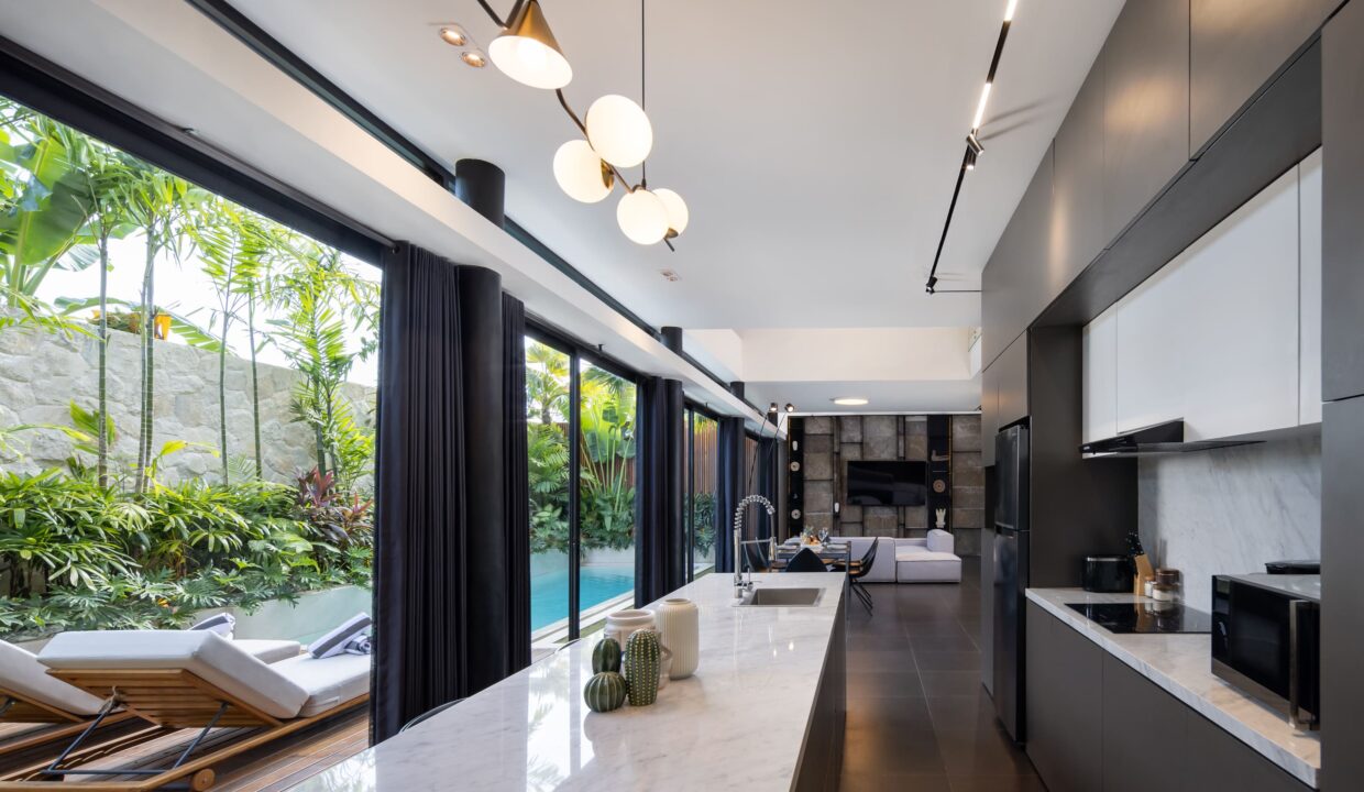 Charming Villa for Sale in Prime Canggu Location (7)