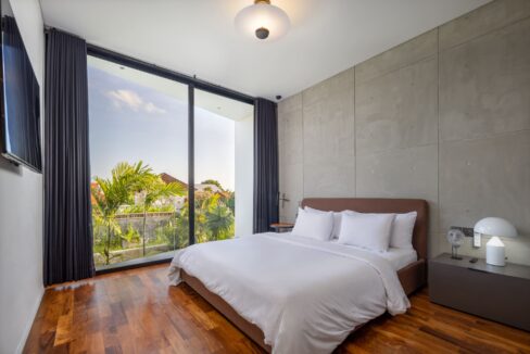 Charming Villa for Sale in Prime Canggu Location (9)