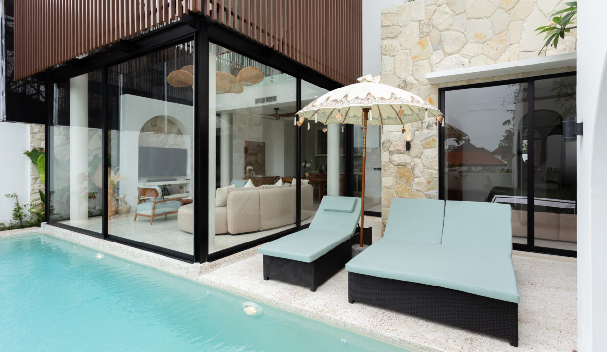 Mediterranean Charm Meets Tropical Living in Canggu (1)