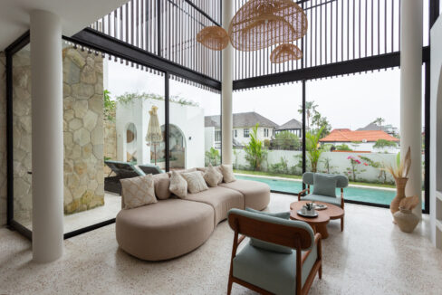 Mediterranean Charm Meets Tropical Living in Canggu (3)