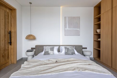 Discover Your Dream Villa In Berawa, Where Modern Luxury Meets Tropical Charm. (14)