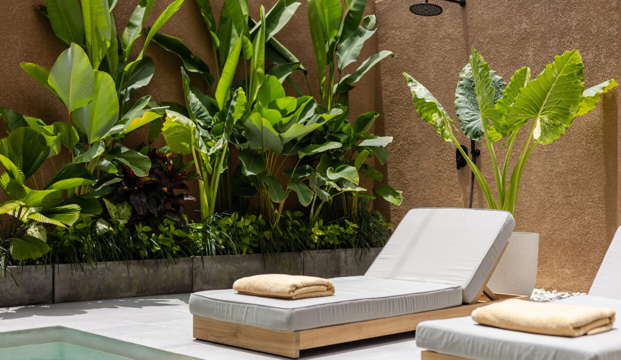 Discover Your Dream Villa In Berawa, Where Modern Luxury Meets Tropical Charm. (2)